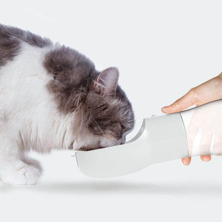 Tragbarer Wasser & Futter Spender